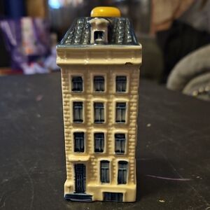 KLM Delft Blue and Cream Ceramic Building Figurine Collectabke # 74